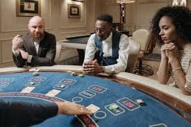 Bàn chơi Live Casino xsdac với dealer chuyên nghiệp phát sóng trực tiếp